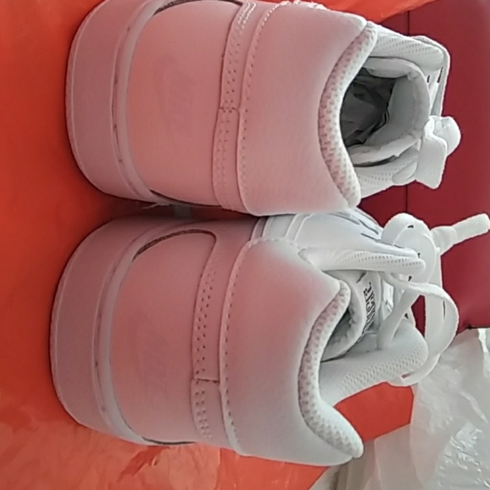 New Boys size Nike Air Force 1 - Picture 3 of 8